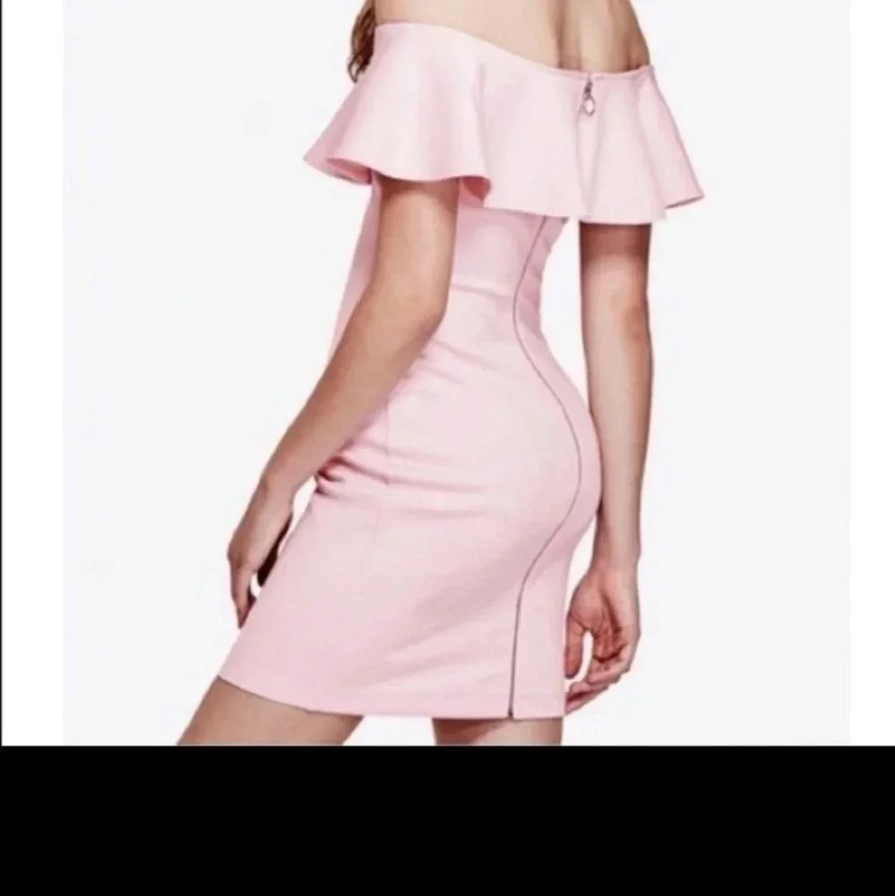 Off the shoulder Guess dress - Picture 2 of 3